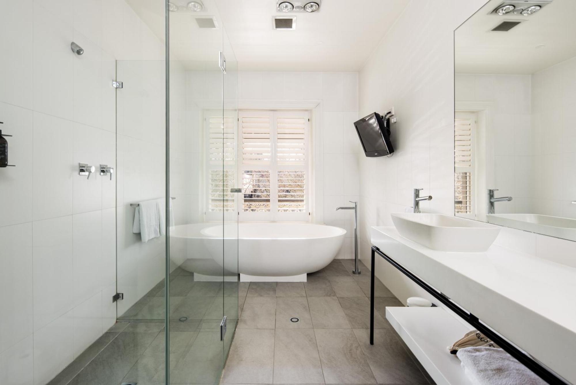 The Stirling Hotel Bagian luar foto